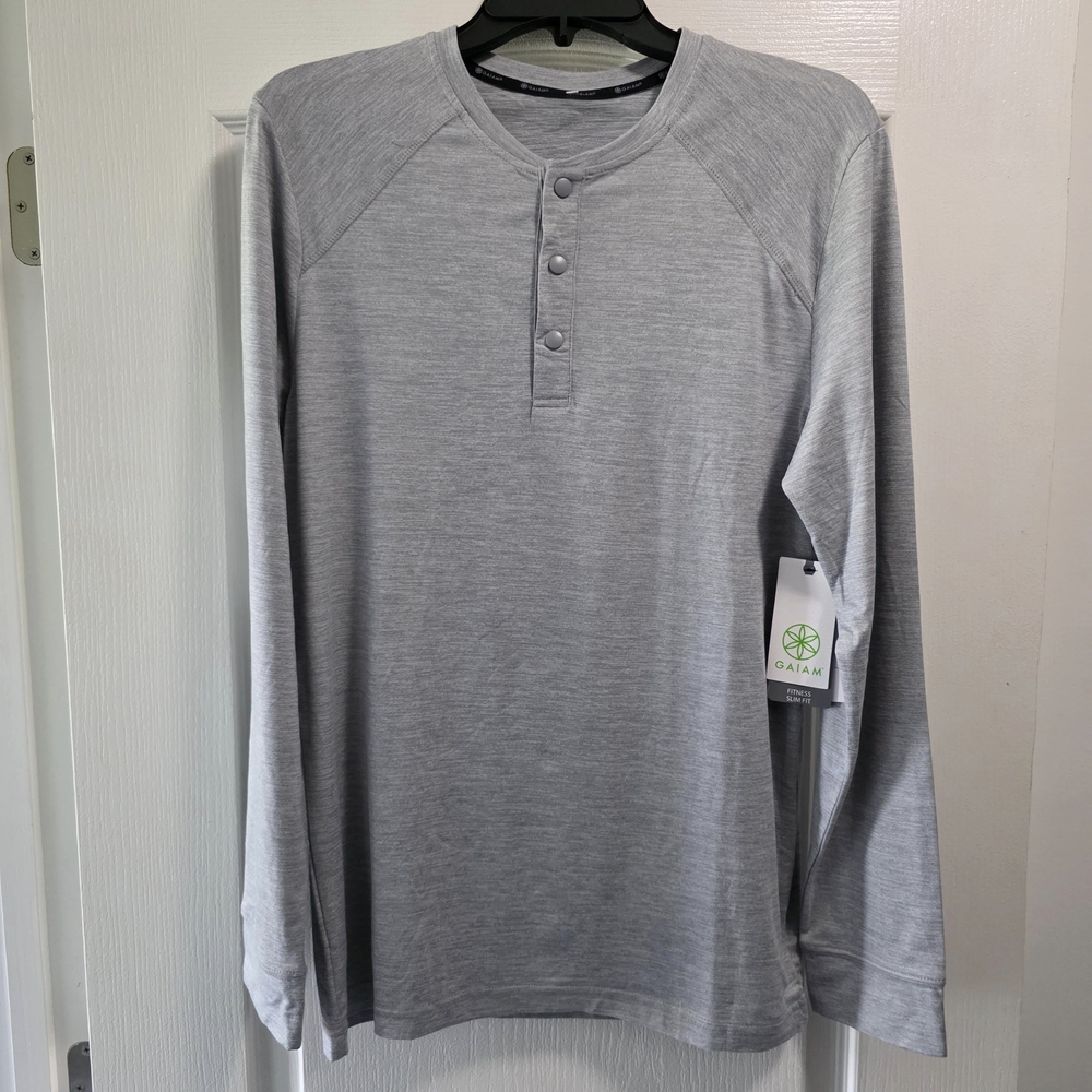 GAIAM Gray Long Sleeve Tee Relaxed Fit